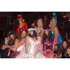 ענבר סטריפ דאנס